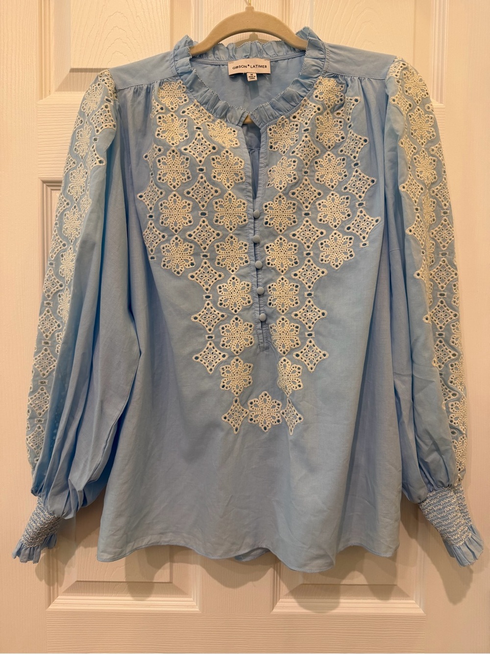 Gibson & Latimer Blue Eyelet Embroidered Cotton Boho Peasant Blouse Women’s M